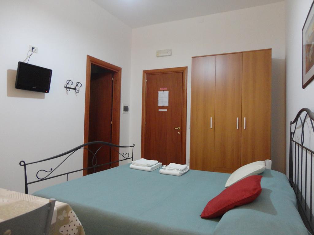 B&B Villa Teresa Lecce Exterior foto
